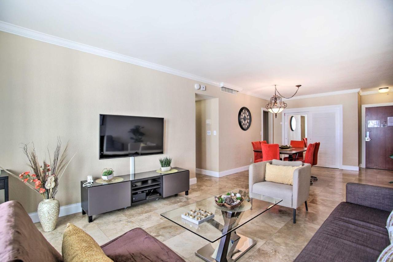 Grand Hollywood Apartment With Stunning Views! Exteriör bild