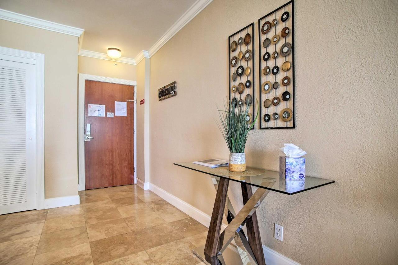 Grand Hollywood Apartment With Stunning Views! Exteriör bild